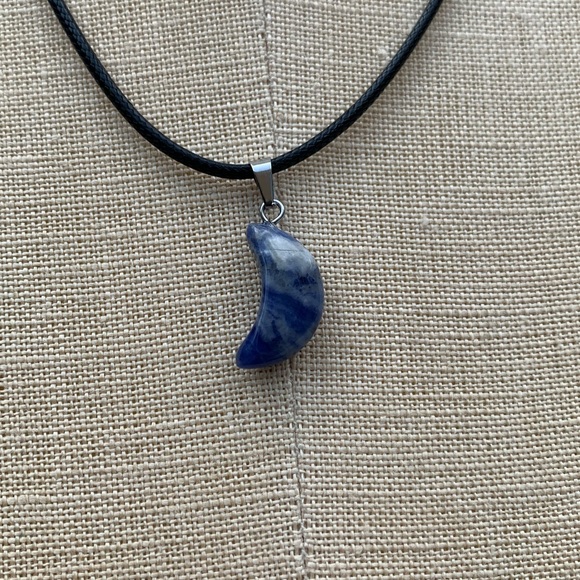 Handmade Genuine Stone Moon Amulet Necklace - Picture 2 of 8